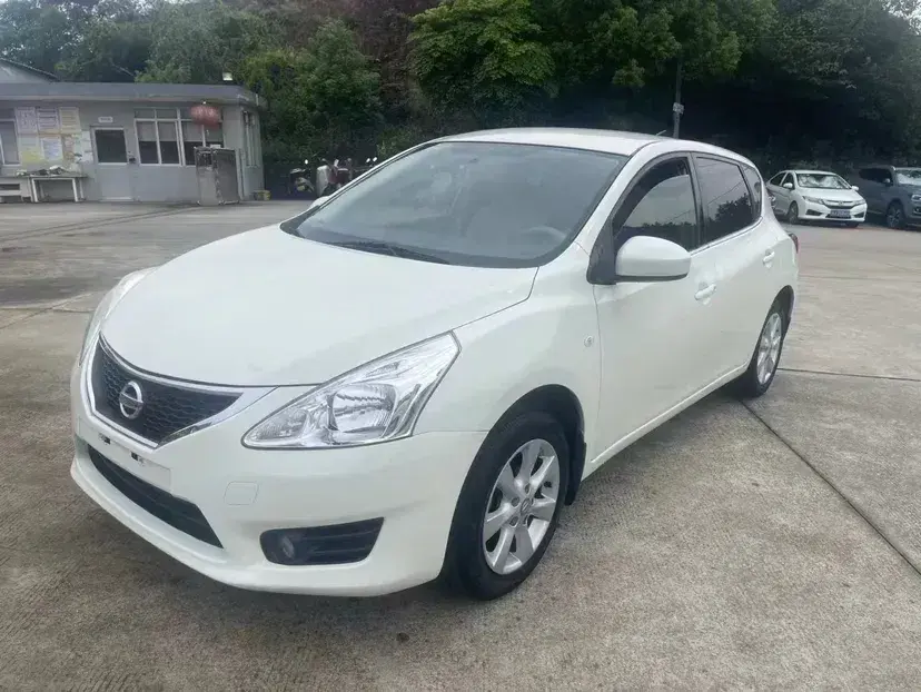 2011 Nissan Tiida 1.6L 126HP L4 5MT