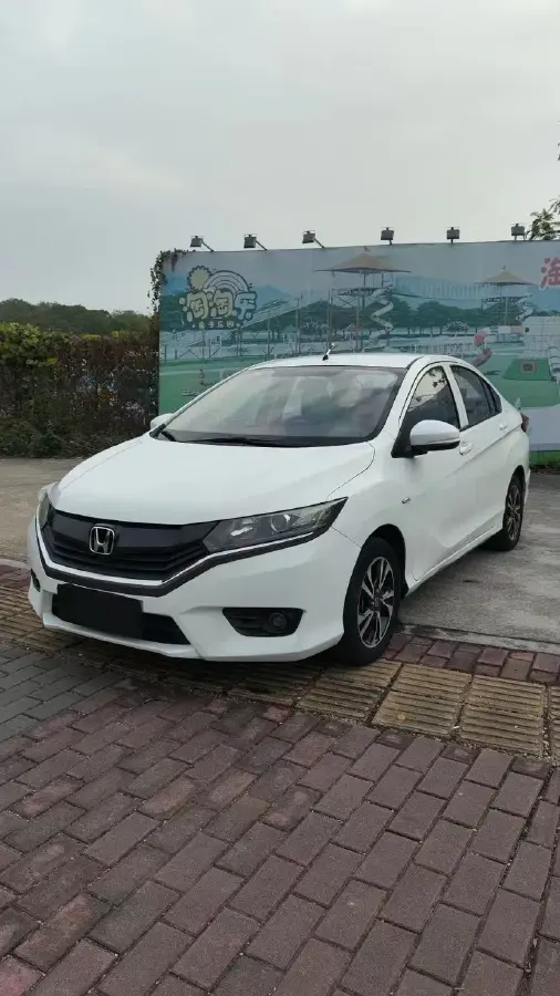 2016 Honda Greiz 1.5L 131HP L4 CVT