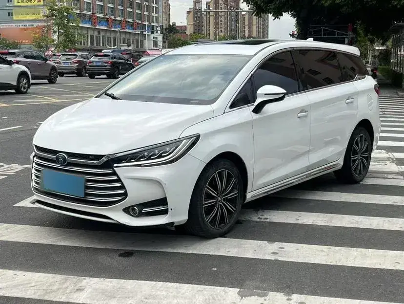 2019 BYD Song MAX 1.5T 160HP L4 6DCT PHEV 9.98KWH