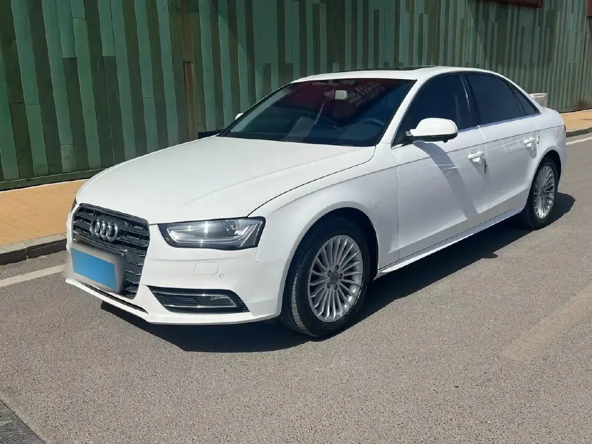 2015 Audi A4L 2.0T 180HP L4 CVT