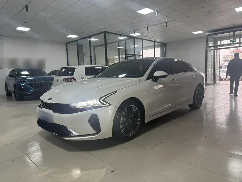 2020 Kia K5 1.5T 170HP L4 7DCT