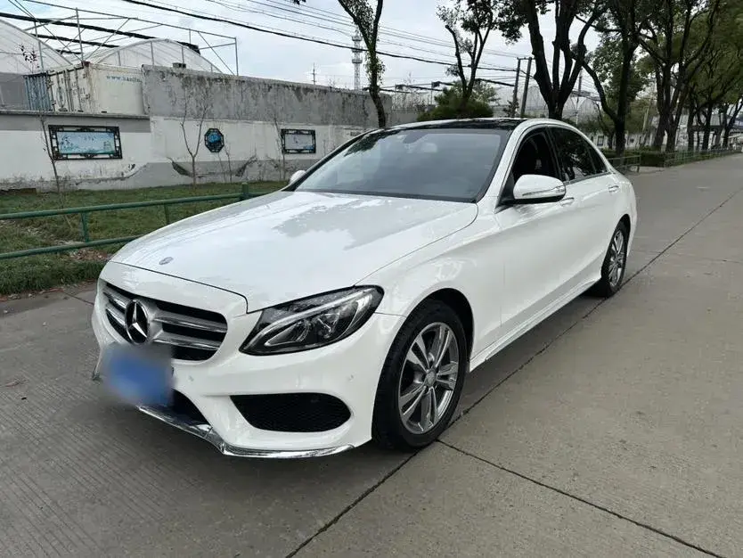 2015 Mercedes-Benz C Class 2.0T 184HP L4 7AT