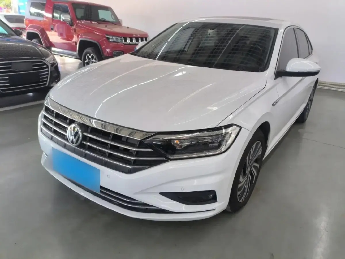 2021 Volkswagen Sagitar 1.4T 150HP L4 7DCT