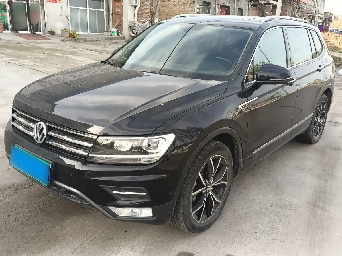 2019 Volkswagen Tiguan L 2.0T 186HP L4 7DCT