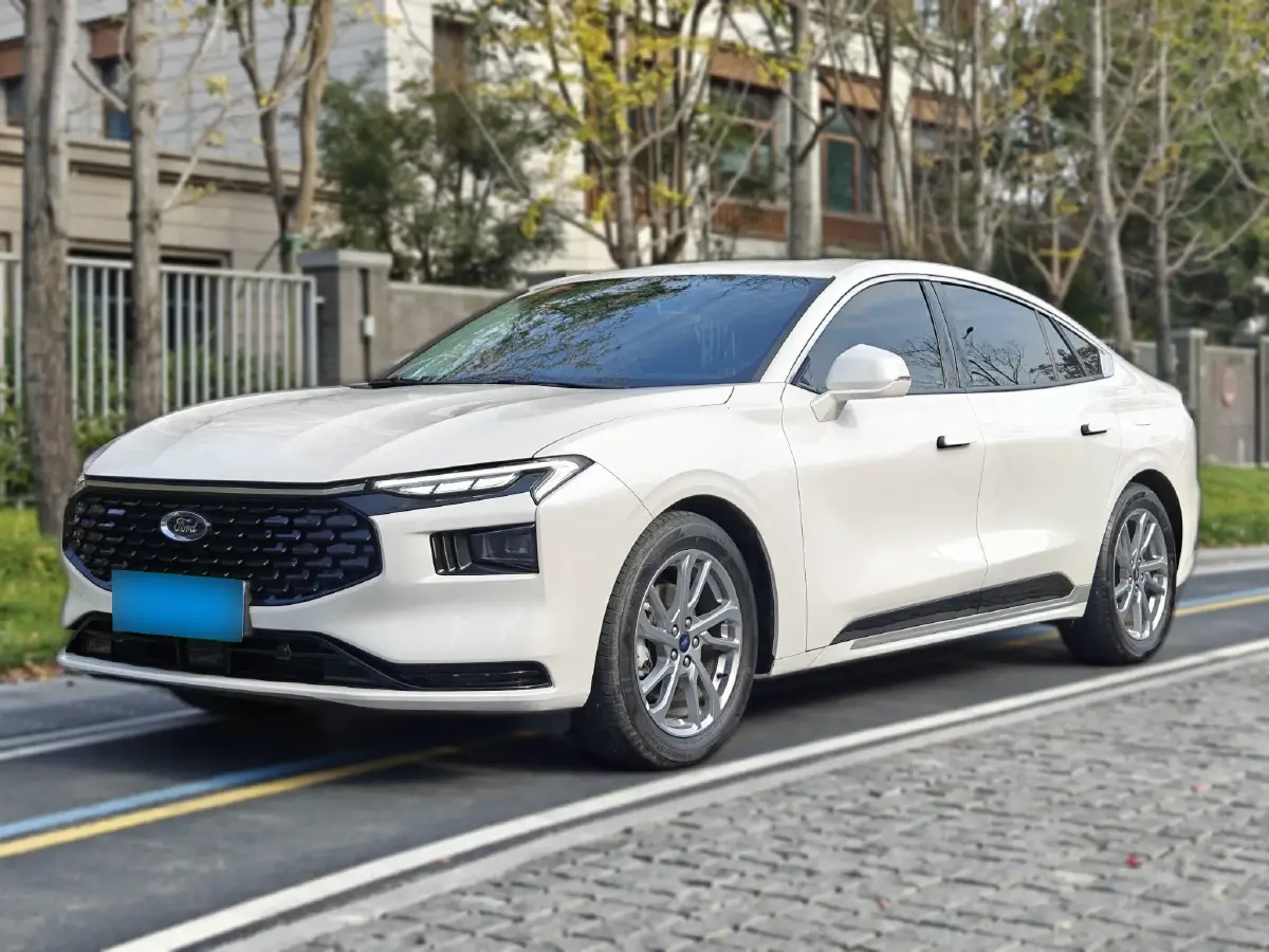 2023 Ford Mondeo 1.5T 190HP L4 8AT