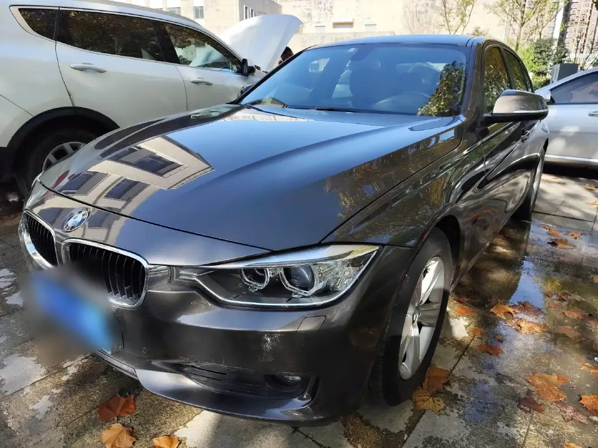 2015 BMW 3 Series 2.0T 184HP L4 8AT