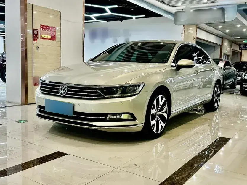 2017 Volkswagen Magotan 1.8T 180HP L4 7DCT