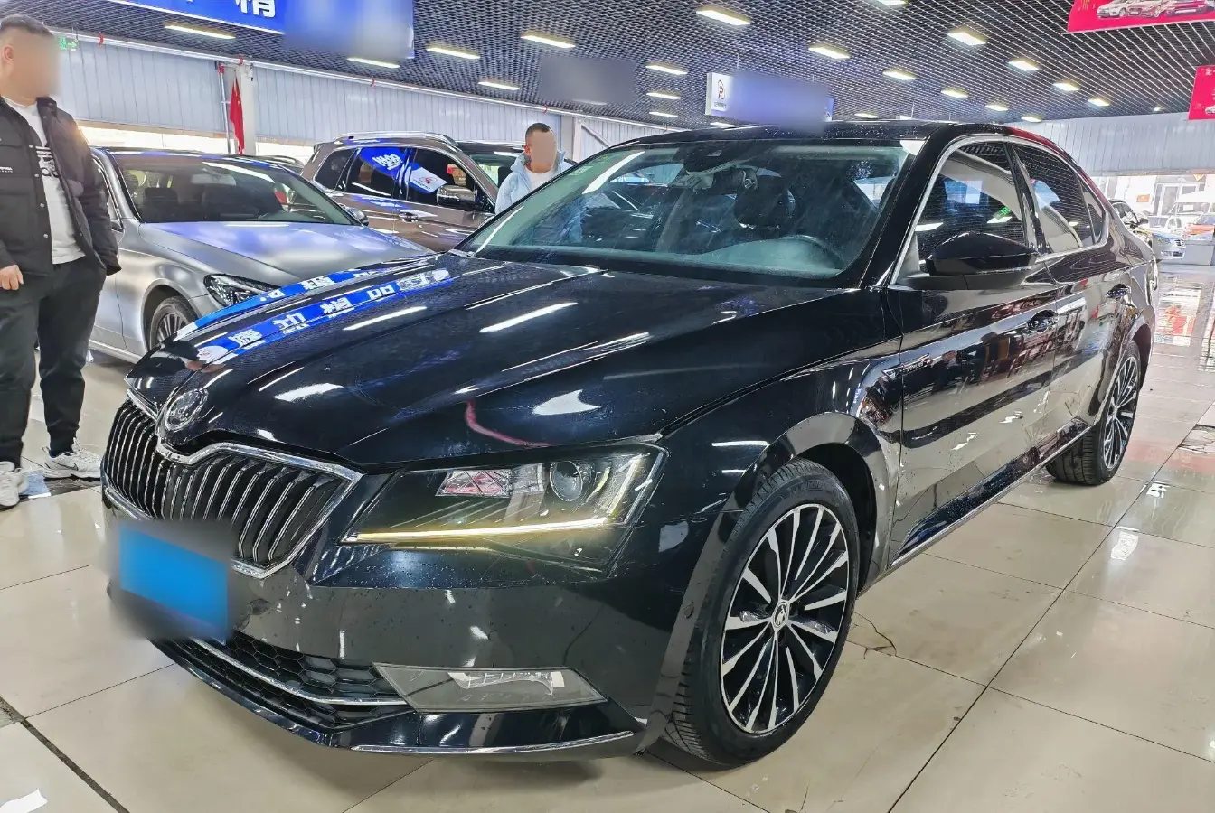2016 Skoda Superb 1.8T 180HP L4 7DCT