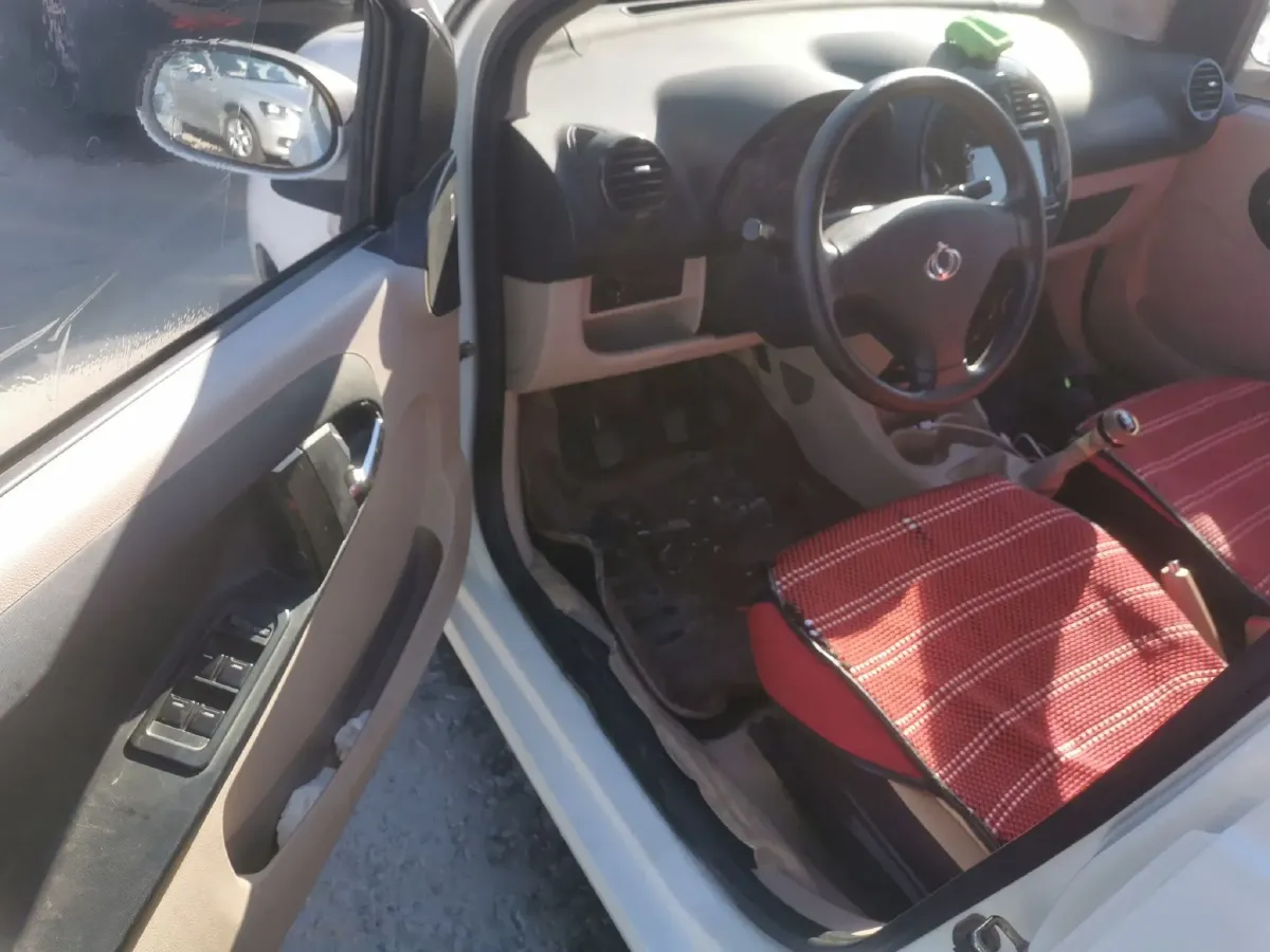 2013 Geely Panda Classic 1.0L 68HP L3 5MT,autocango,china used car exporter,china ev exporter,chinese used car exporter,chinese used ev exporter