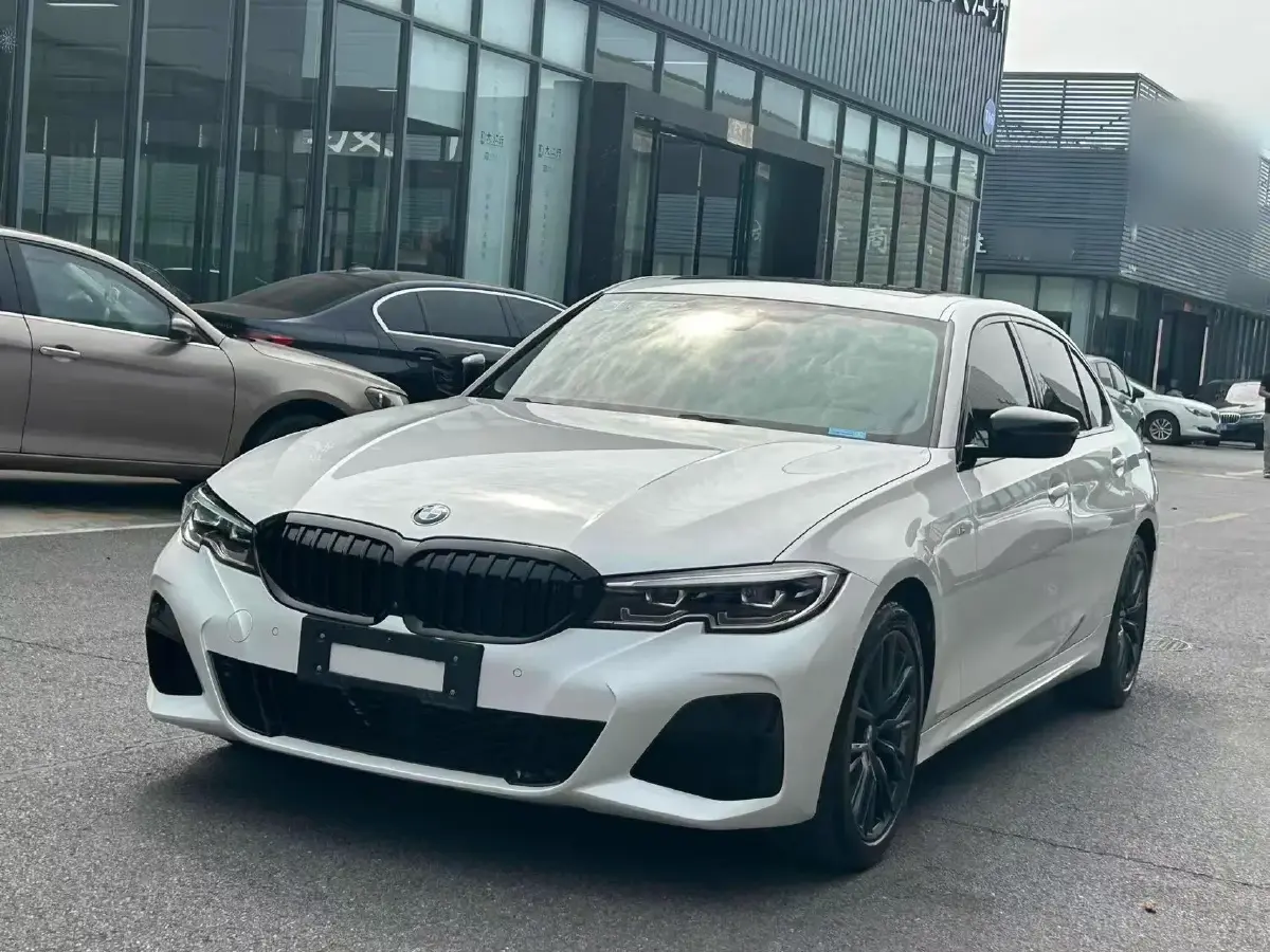 2020 BMW 3 Series 2.0T 184HP L4 8AT
