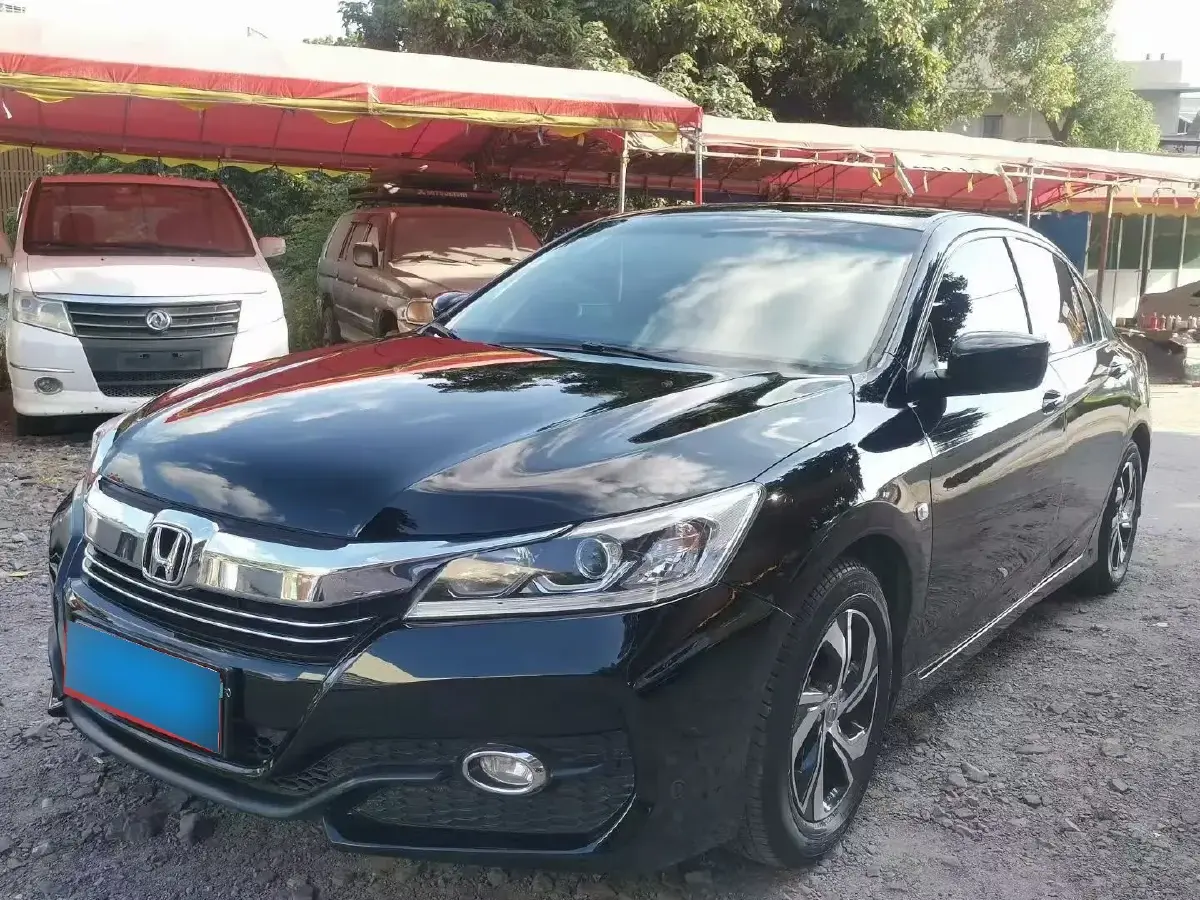 2016 Honda Accord 2.0L 155HP L4 CVT