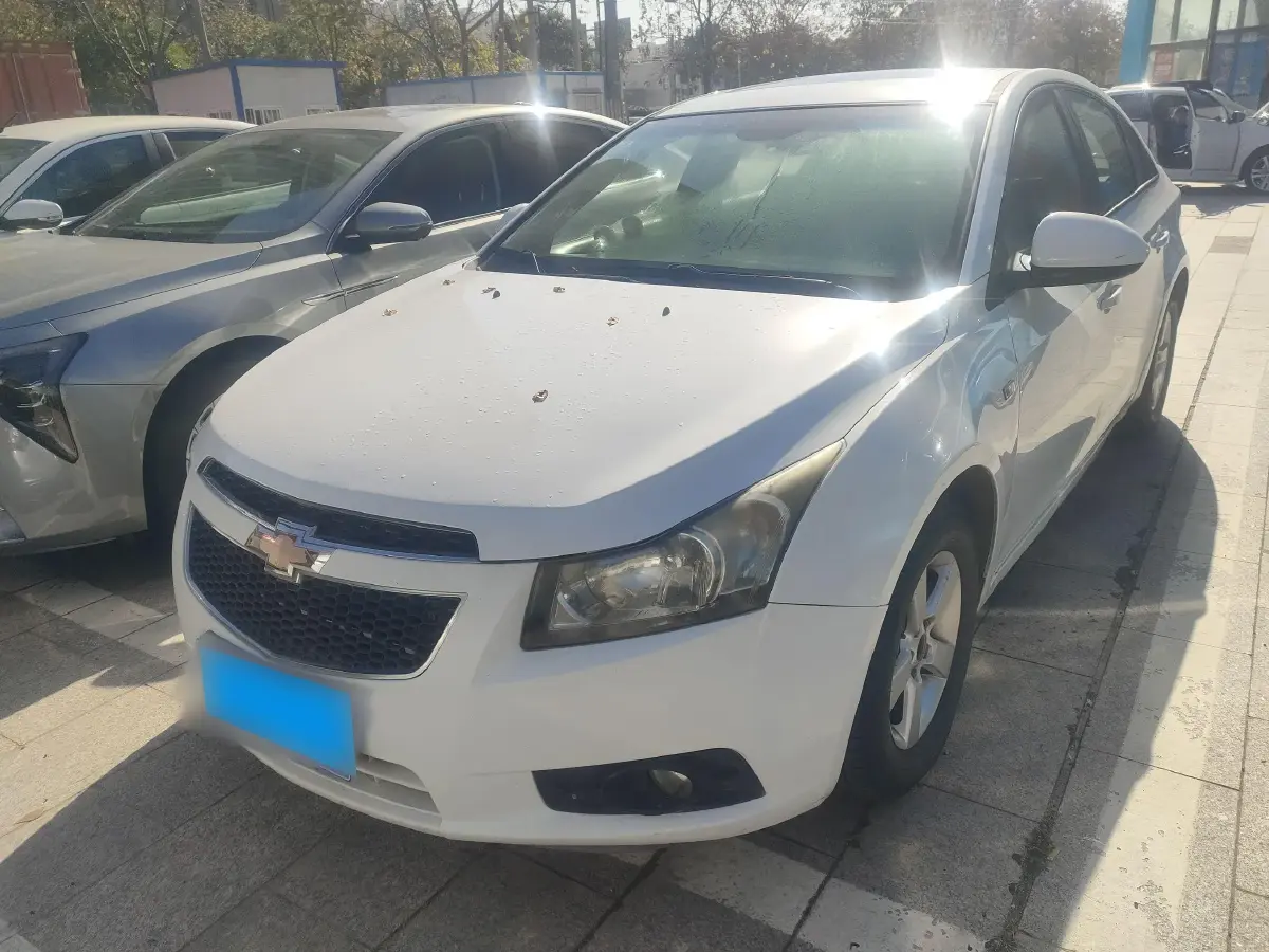 2013 Chevrolet Cruze 1.6L 121HP L4 6AT