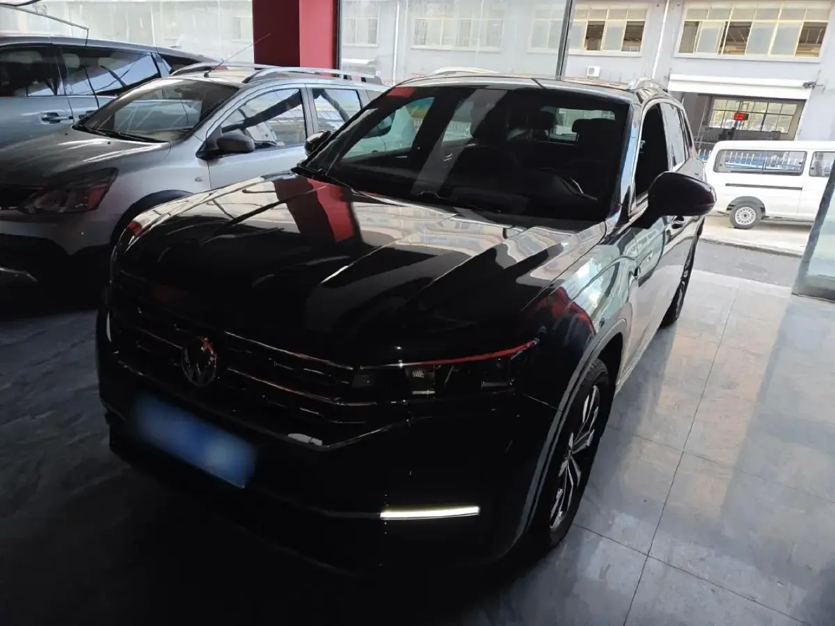 2020 Volkswagen Tayron 2.0T 220HP L4 7DCT