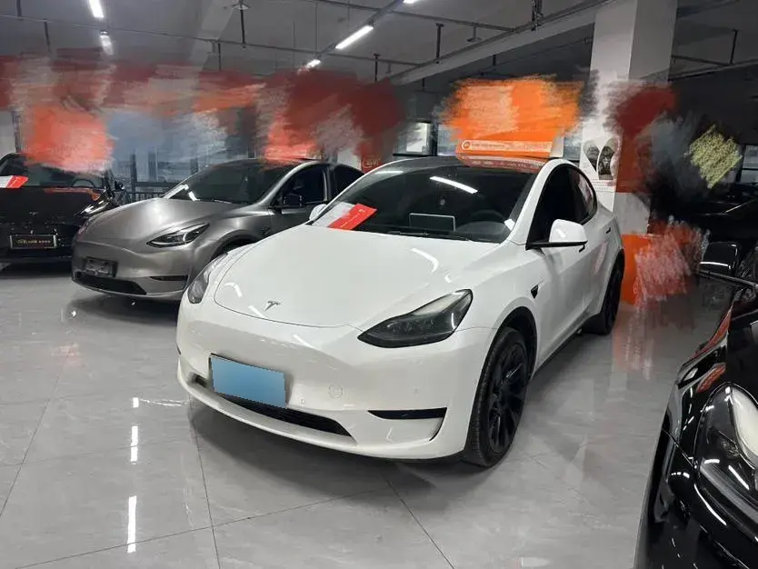 2022 Tesla Model Y BEV 60KWH