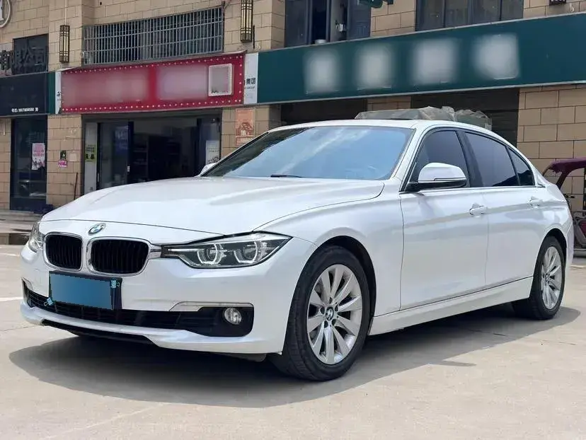2017 BMW 3 Series 1.5T 136HP L3 8AT
