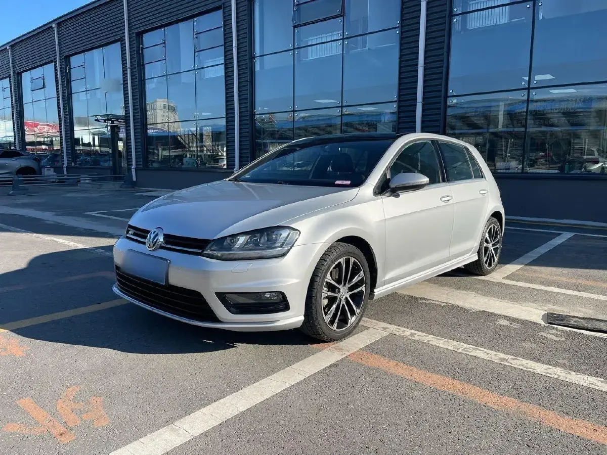 2016 Volkswagen Golf 1.4T 150HP L4 7DCT