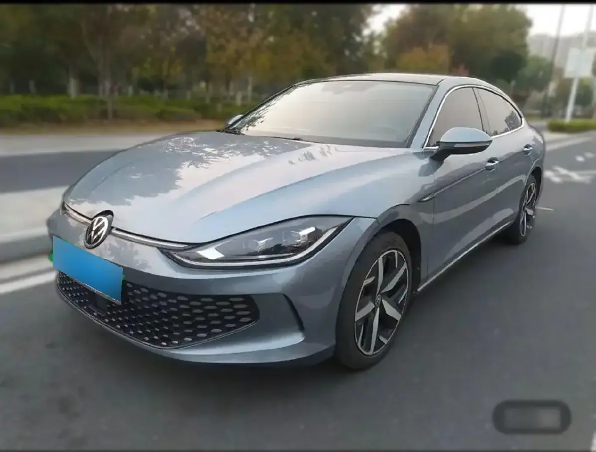 2025 Volkswagen Lamando 1.4T 150HP L4 7DCT