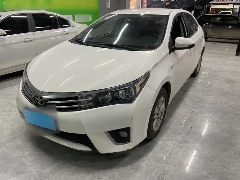 2017 Toyota Corolla 1.6L 122HP L4 CVT