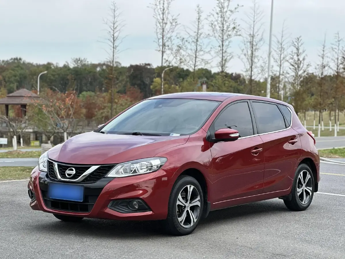 2016 Nissan Tiida 1.6L 126HP L4 CVT