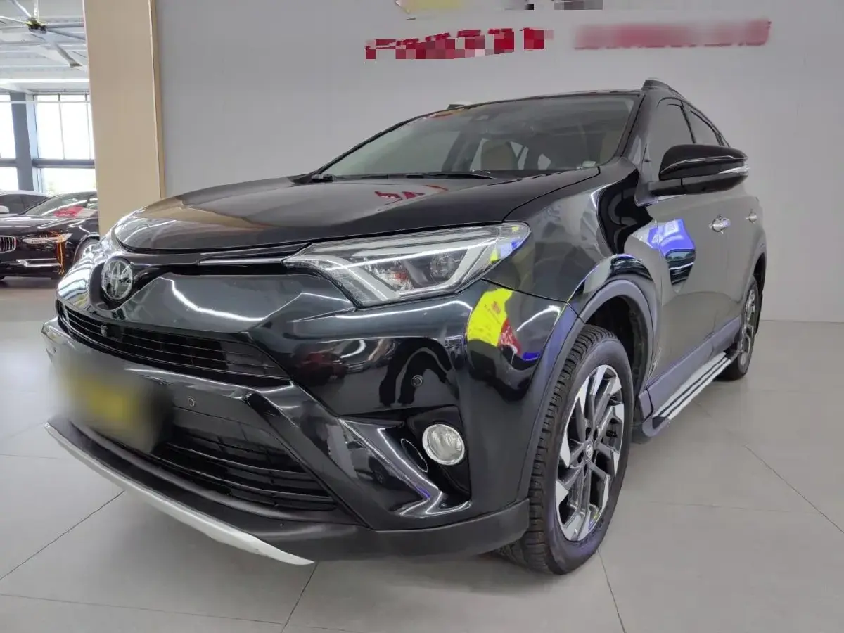 2018 Toyota RAV4 2.5L 180HP L4 6AT