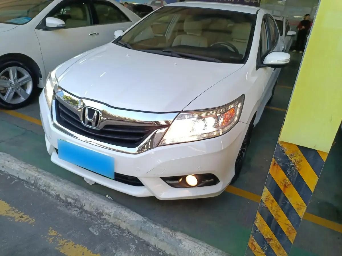 2015 Honda Crider 1.8L 139HP L4 5AT