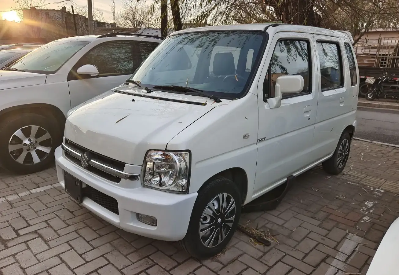 2016 Suzuki Wagon R 1.4L 97HP L4 5MT