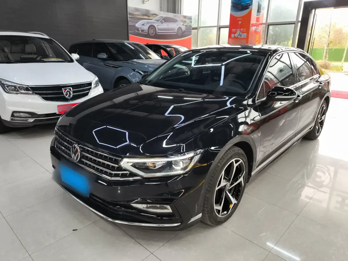 2023 Volkswagen Magotan 2.0T 186HP L4 7DCT