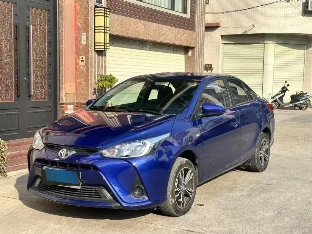 2020 Toyota Yaris L 1.5L 110HP L4 CVT