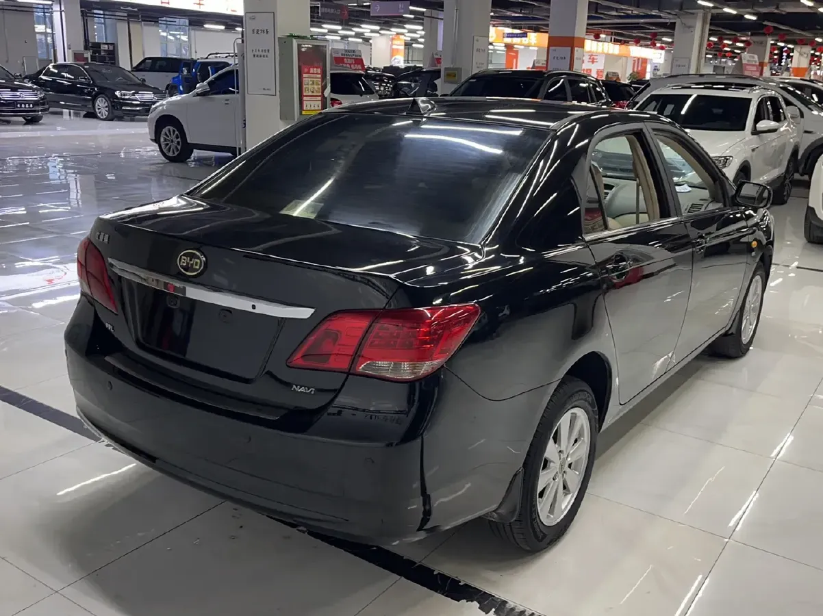 2012 BYD L3 1.5L 109HP L4 5MT,autocango,china used car exporter,china ev exporter,chinese used car exporter,chinese used ev exporter