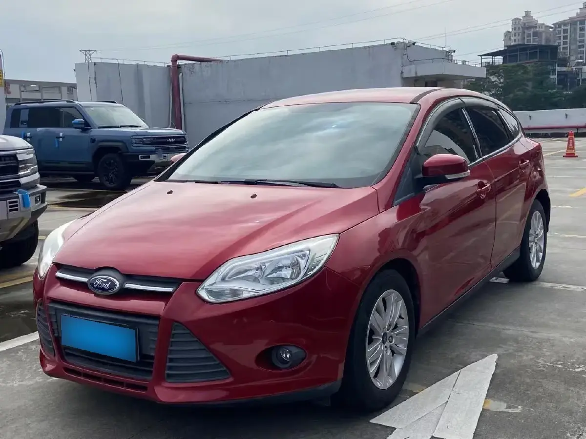 2012 Ford Focus 1.6L 125HP L4 6DCT