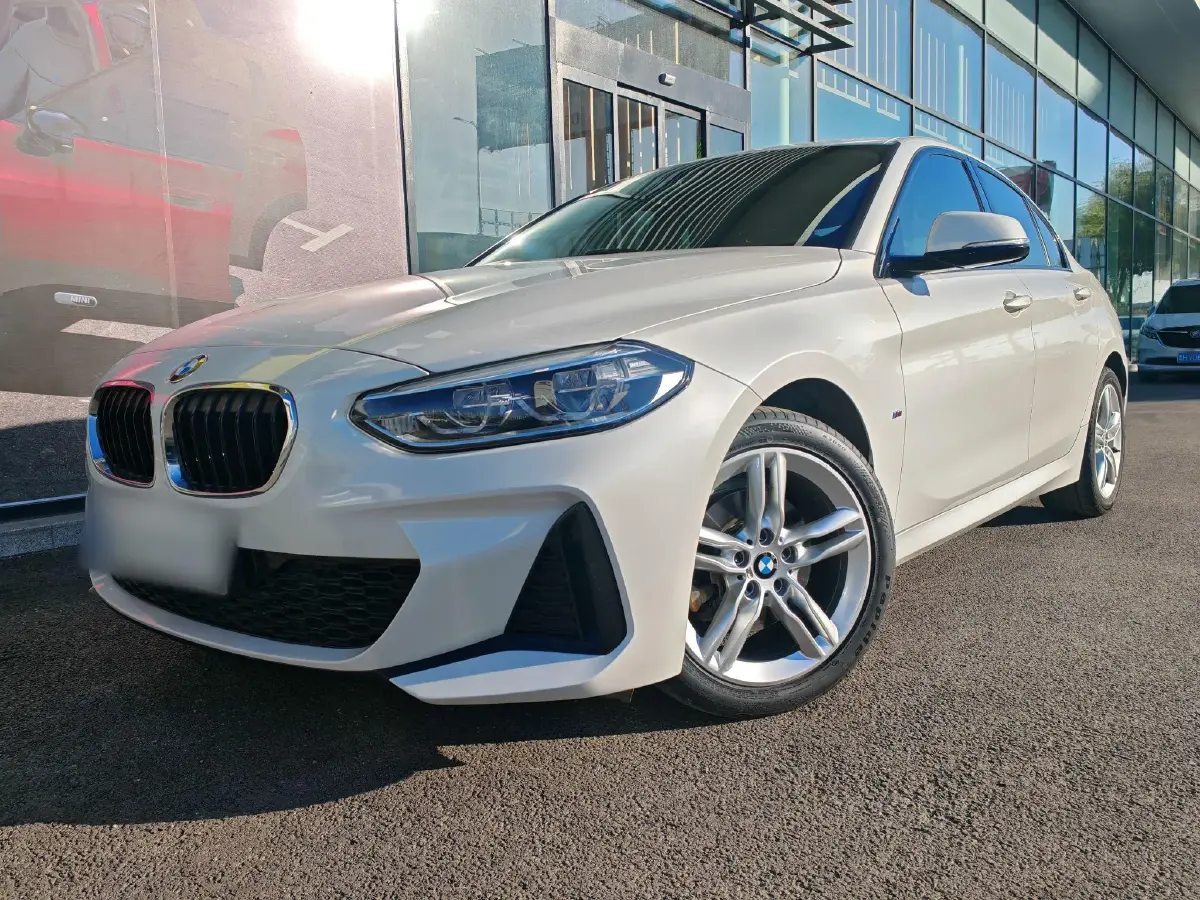 2019 BMW 1 Series 1.5T 136HP L3 6AT