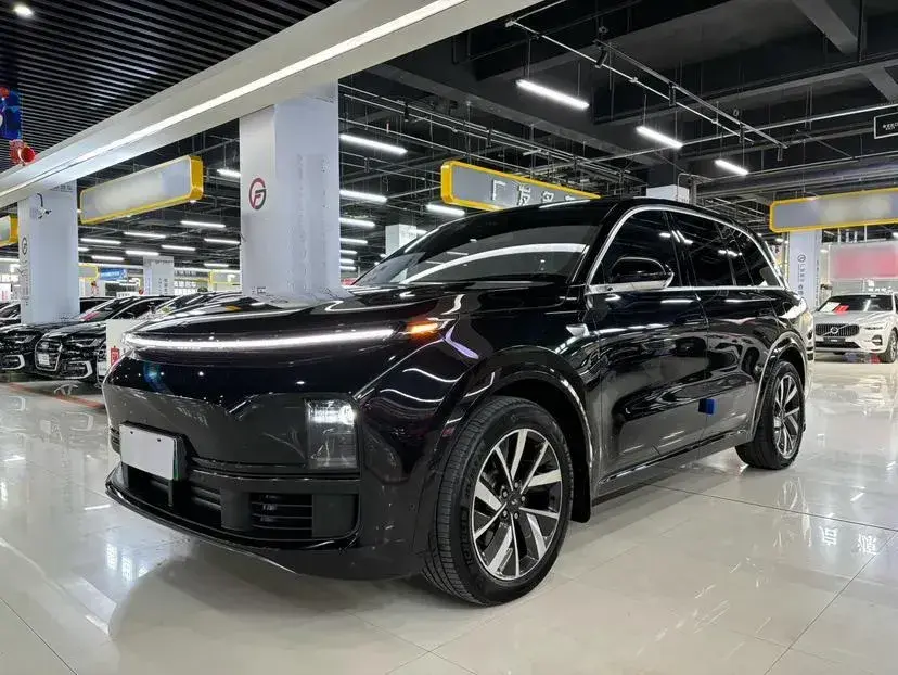 2023 Li L8 Range Extended 154HP REEV 40.9KWH