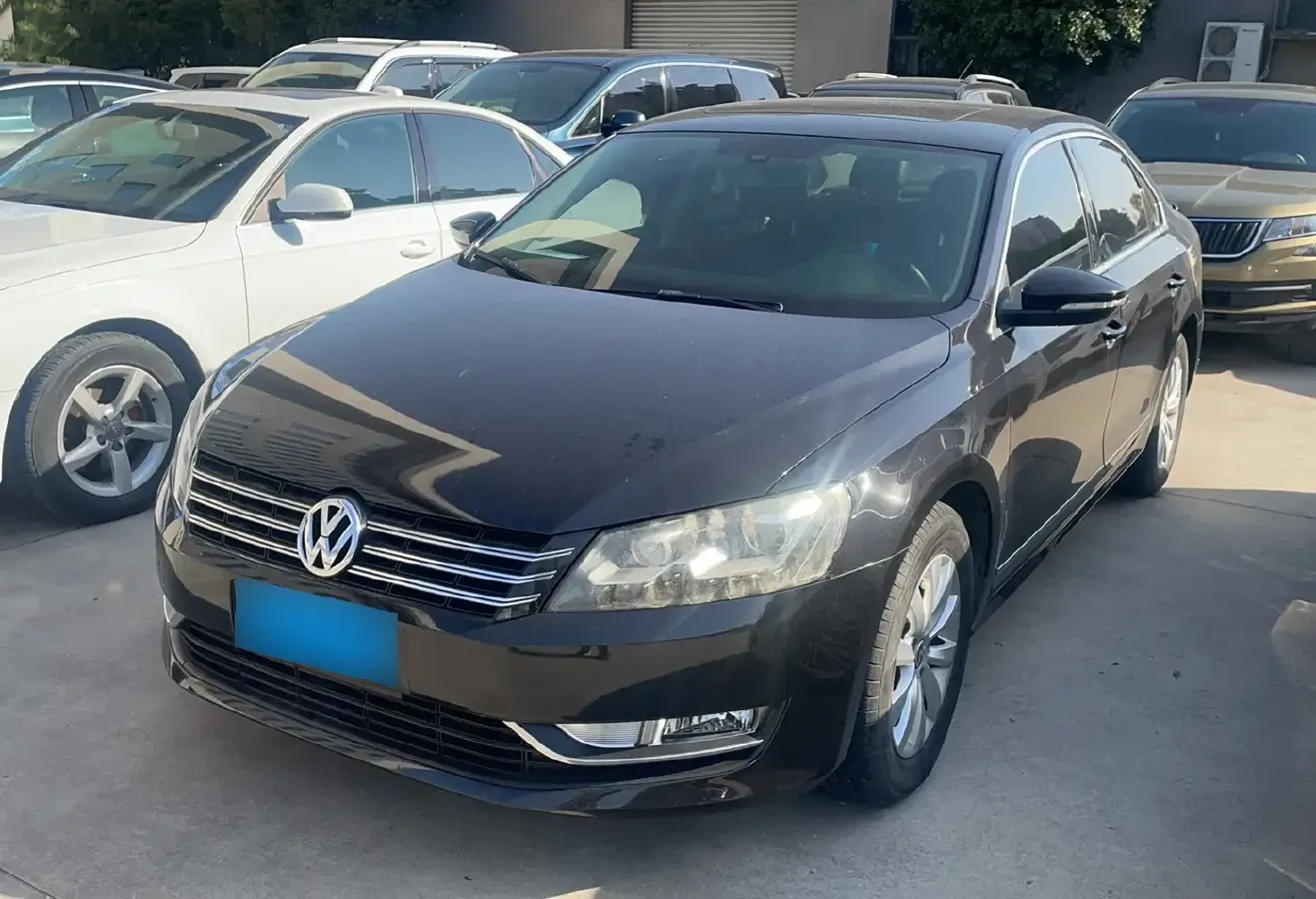 2015 Volkswagen Passat 1.8T 160HP L4 7DCT