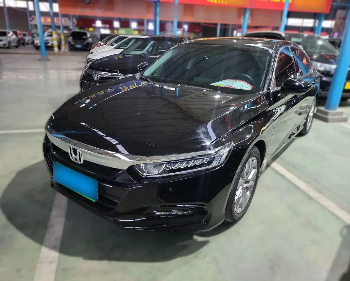 2018 Honda Accord 1.5T 194HP L4 CVT