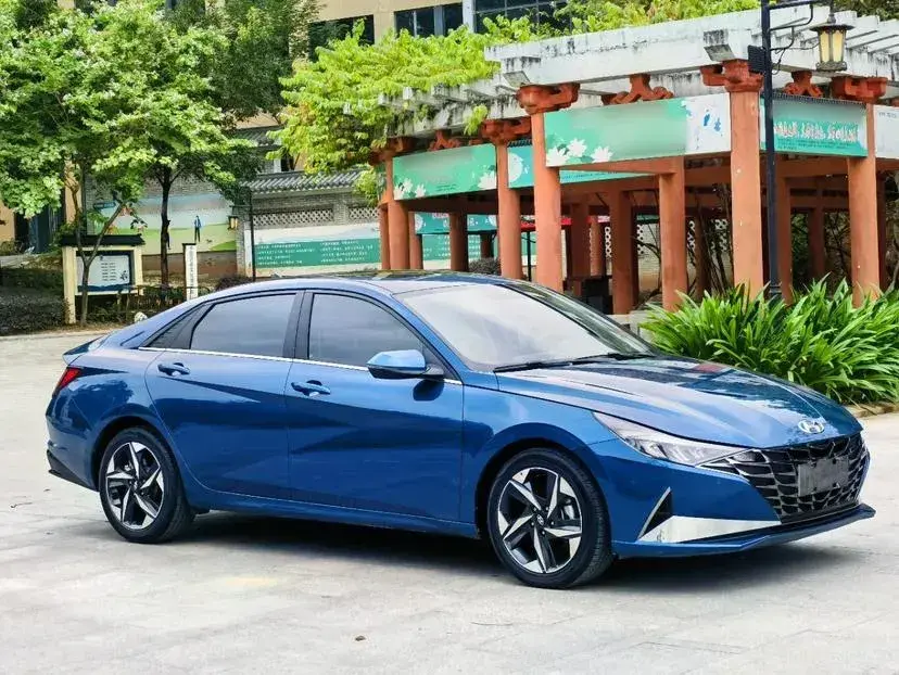 2021 Hyundai Elantra 1.5L 115HP L4 CVT
