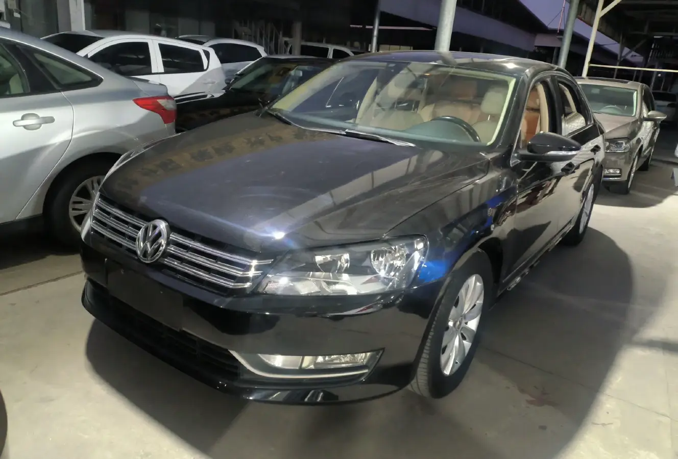 2013 Volkswagen Passat 1.8T 160HP L4 7DCT