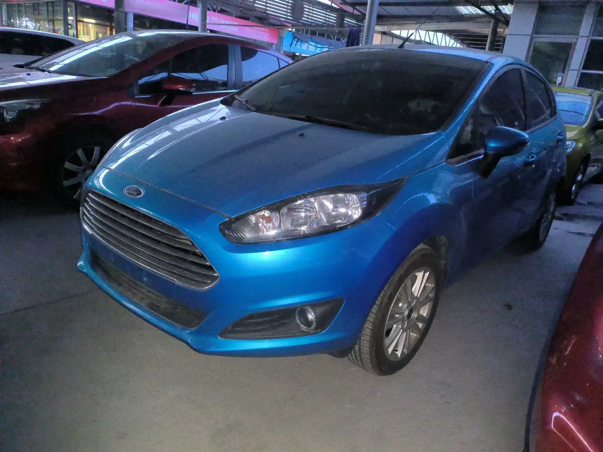 2013 Ford Fiesta 1.5L 110HP L4 6DCT