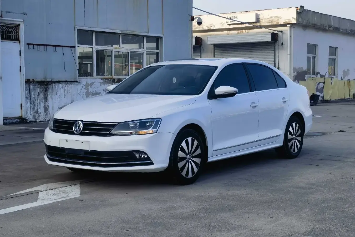2018 Volkswagen Sagitar 1.6L 110HP L4 6AT