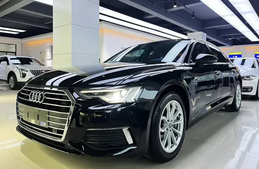2021 Audi A6L 2.0T 190HP L4 7DCT