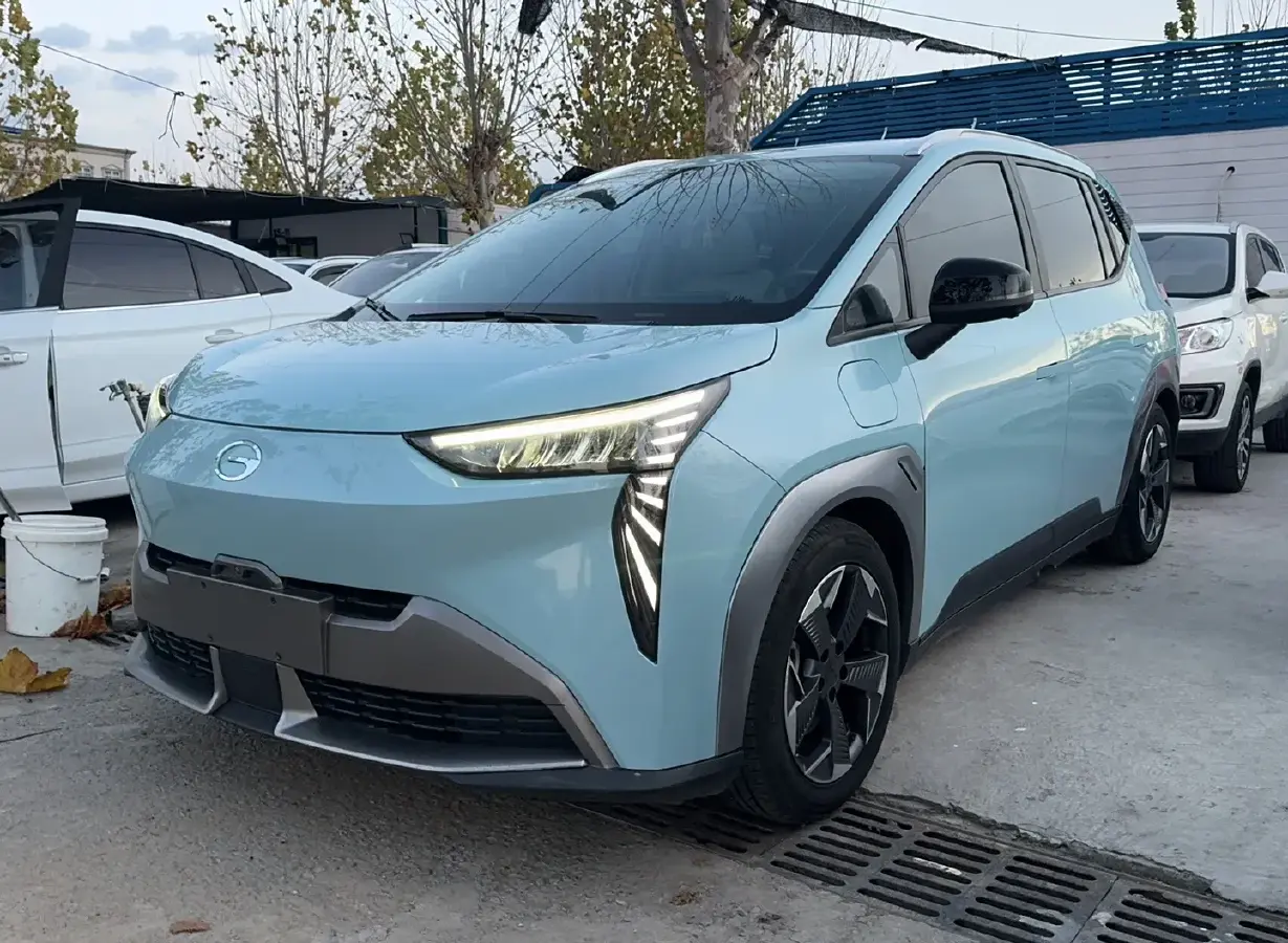 2022 Aion Y BEV 63.98KWH