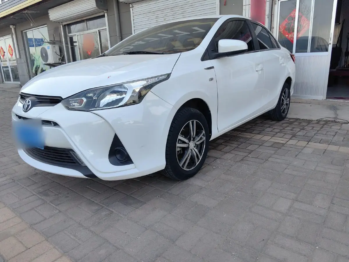 2020 Toyota Yaris L 1.5L 110HP L4 CVT