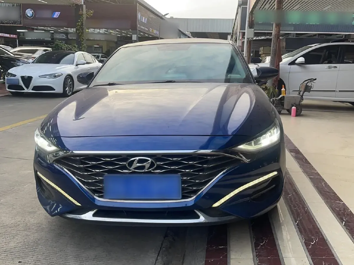 2019 Hyundai La Festa 1.6T 204HP L4 7DCT,autocango,china used car exporter,china ev exporter,chinese used car exporter,chinese used ev exporter