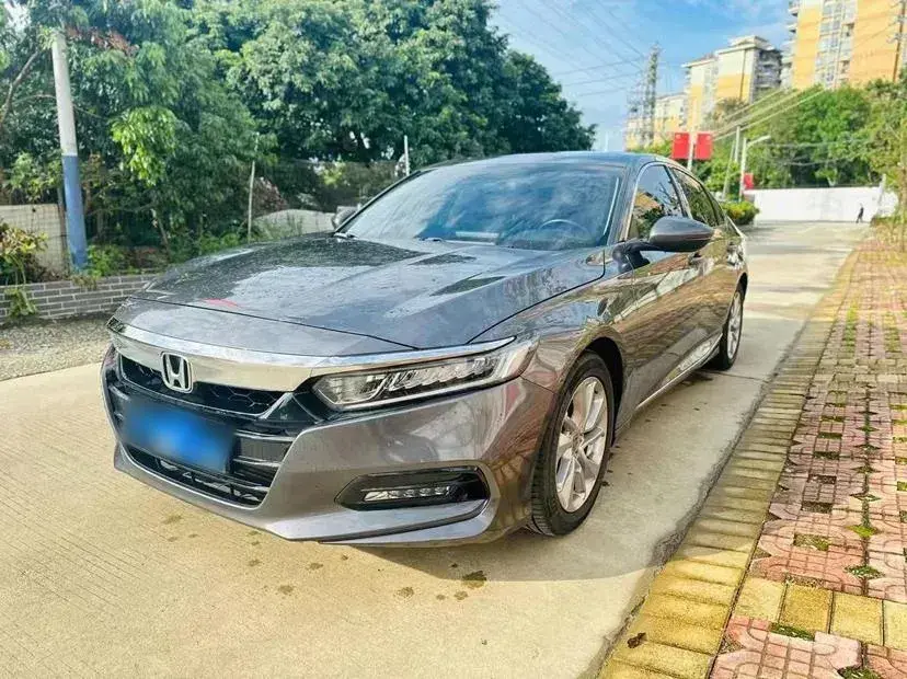 2018 Honda Accord 1.5T 194HP L4 CVT