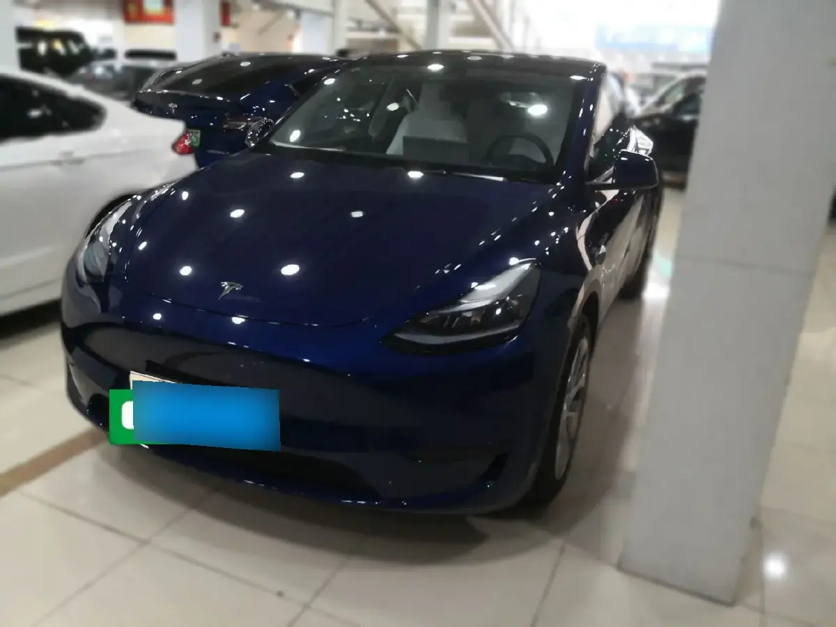2022 Tesla Model Y BEV 60KWH