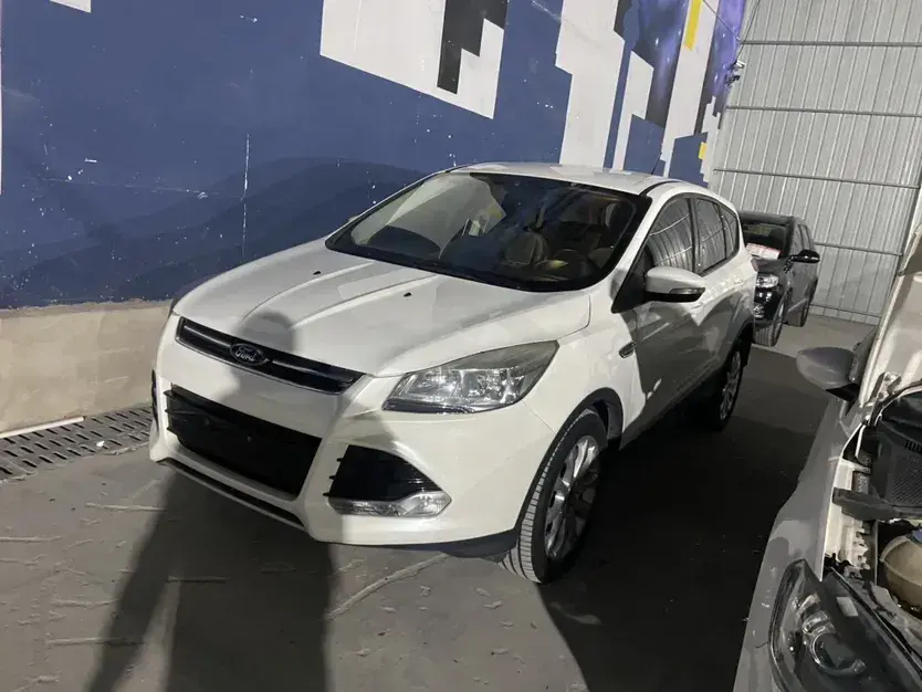 2013 Ford Kuga 1.6T 177HP L4 6AT