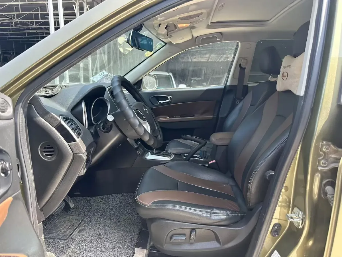 2015 GAC Trumpchi GS5 Super 2.0L 147HP L4 5AT,autocango,china used car exporter,china ev exporter,chinese used car exporter,chinese used ev exporter