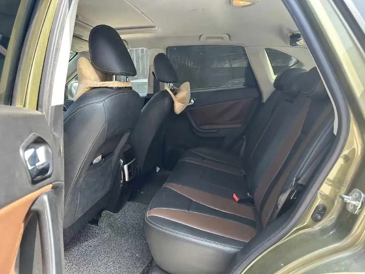 2015 GAC Trumpchi GS5 Super 2.0L 147HP L4 5AT,autocango,china used car exporter,china ev exporter,chinese used car exporter,chinese used ev exporter