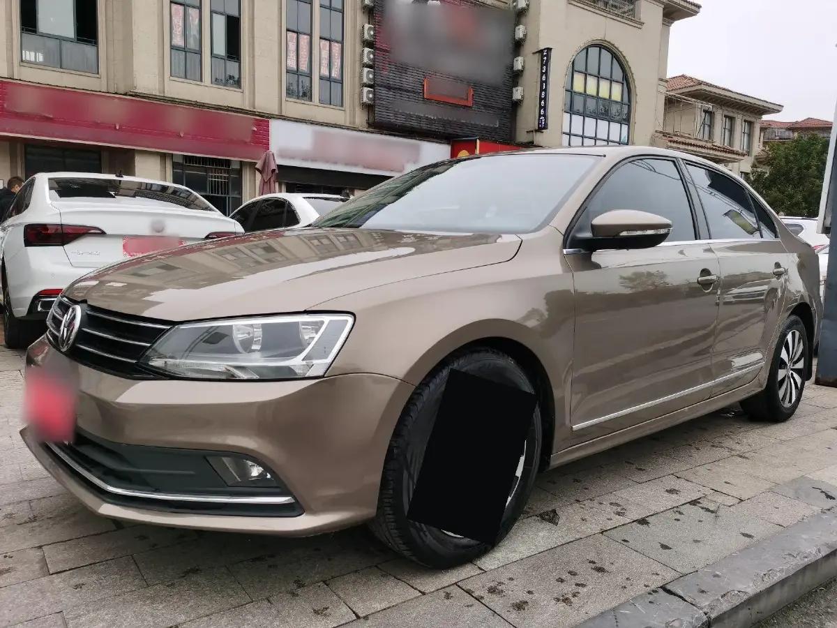 2018 Volkswagen Sagitar 1.2T 110HP L4 7DCT