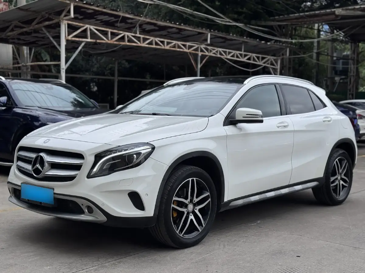 2016 Mercedes-Benz GLA Class 2.0T 184HP L4 7DCT