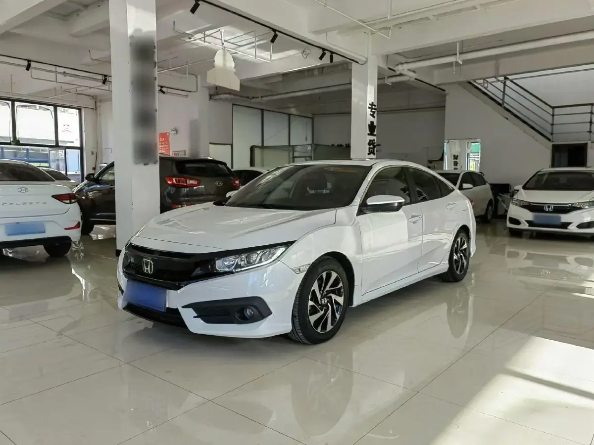 2016 Honda Civic 1.5T 177HP L4 CVT